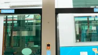 08.バス広告｜降車ボタンステッカー広告