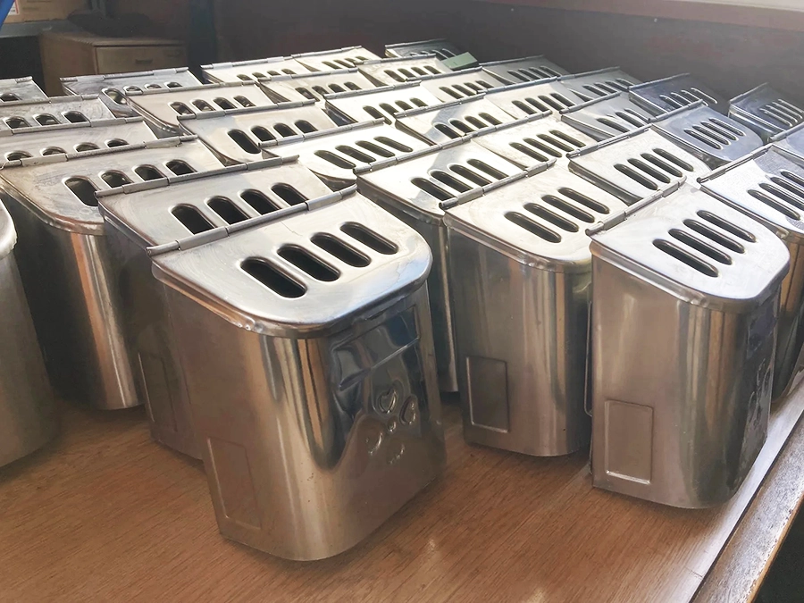 『昭和の鉄道灰皿』中古販売イメージ